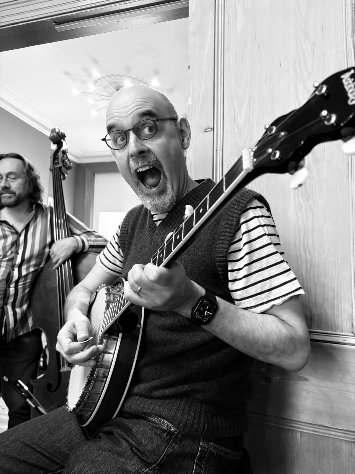 Dennis, Banjo & washboard
